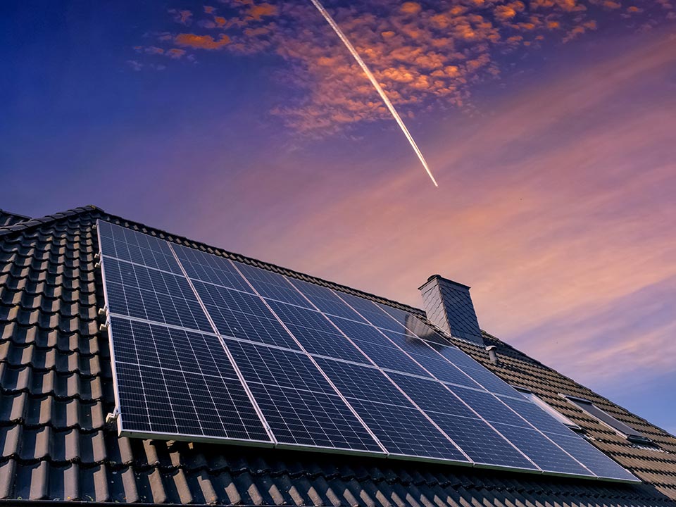 Aurinkopaneelit kasvattavat kiinteistösi arvoa